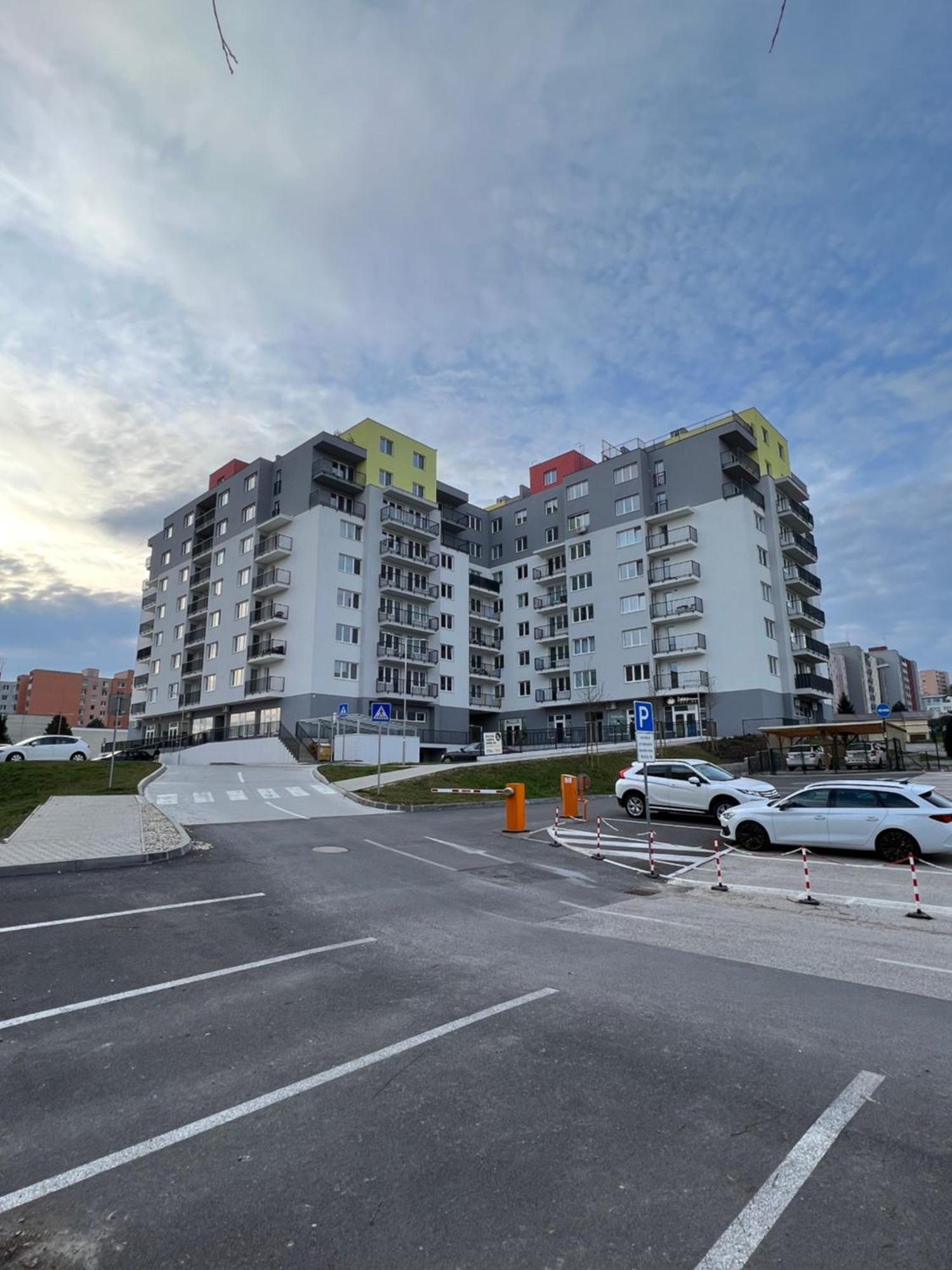 Cozy Stay Apartment Trenčín Dış mekan fotoğraf